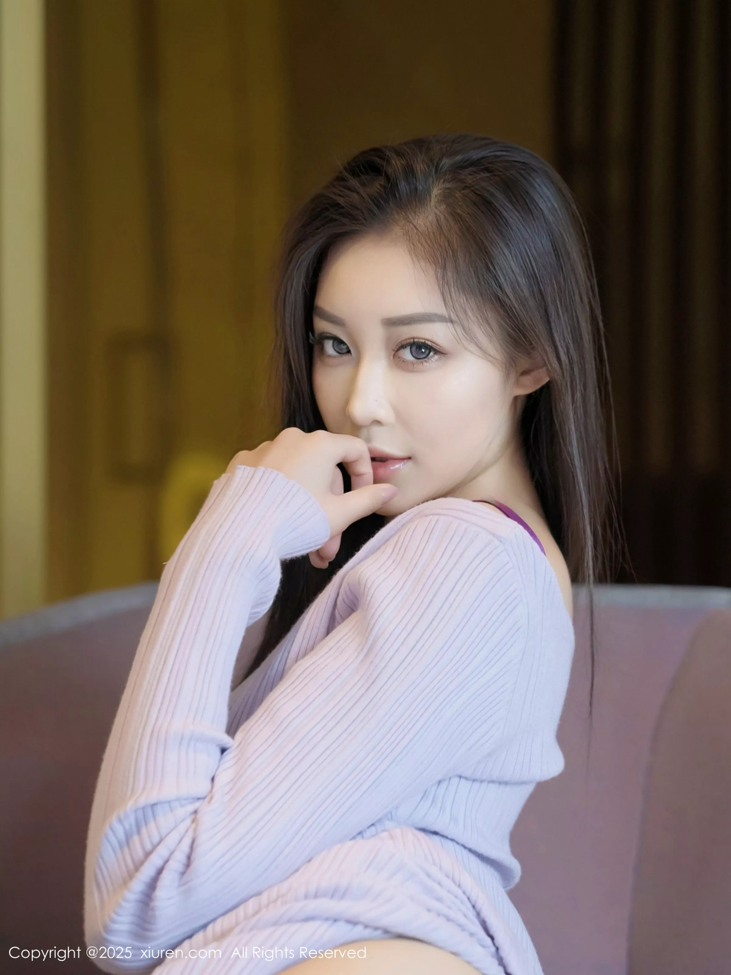 [XiuRen秀人网]第10151期兰滢滢写真-秀人资源网